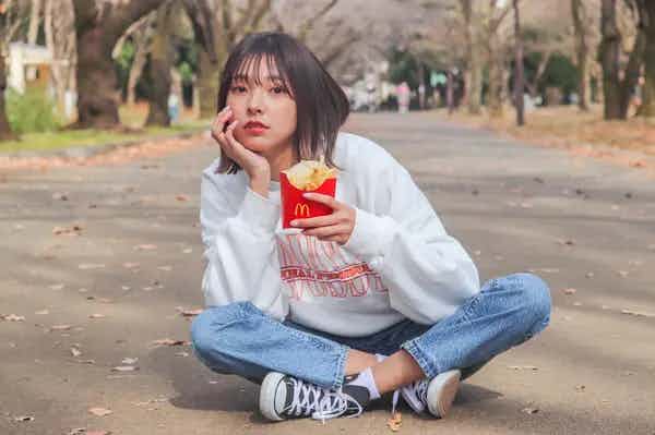 photo of junk food girl